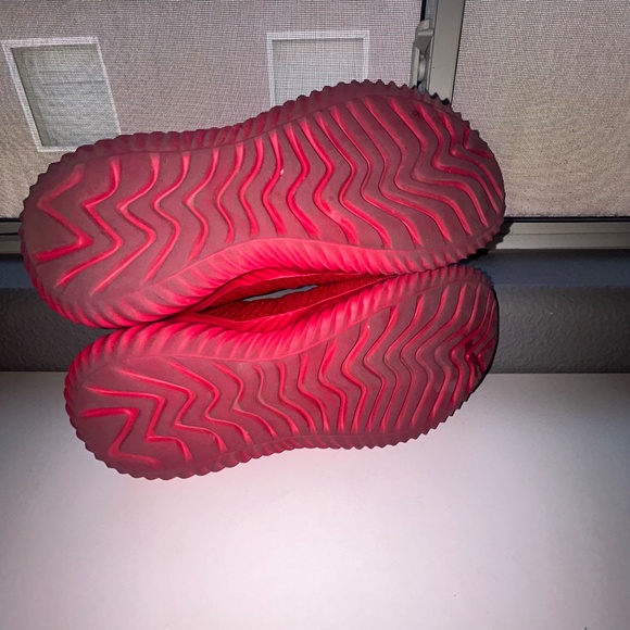 SIZE 10 | Red Slip on Sneakers - Picture 5 of 7